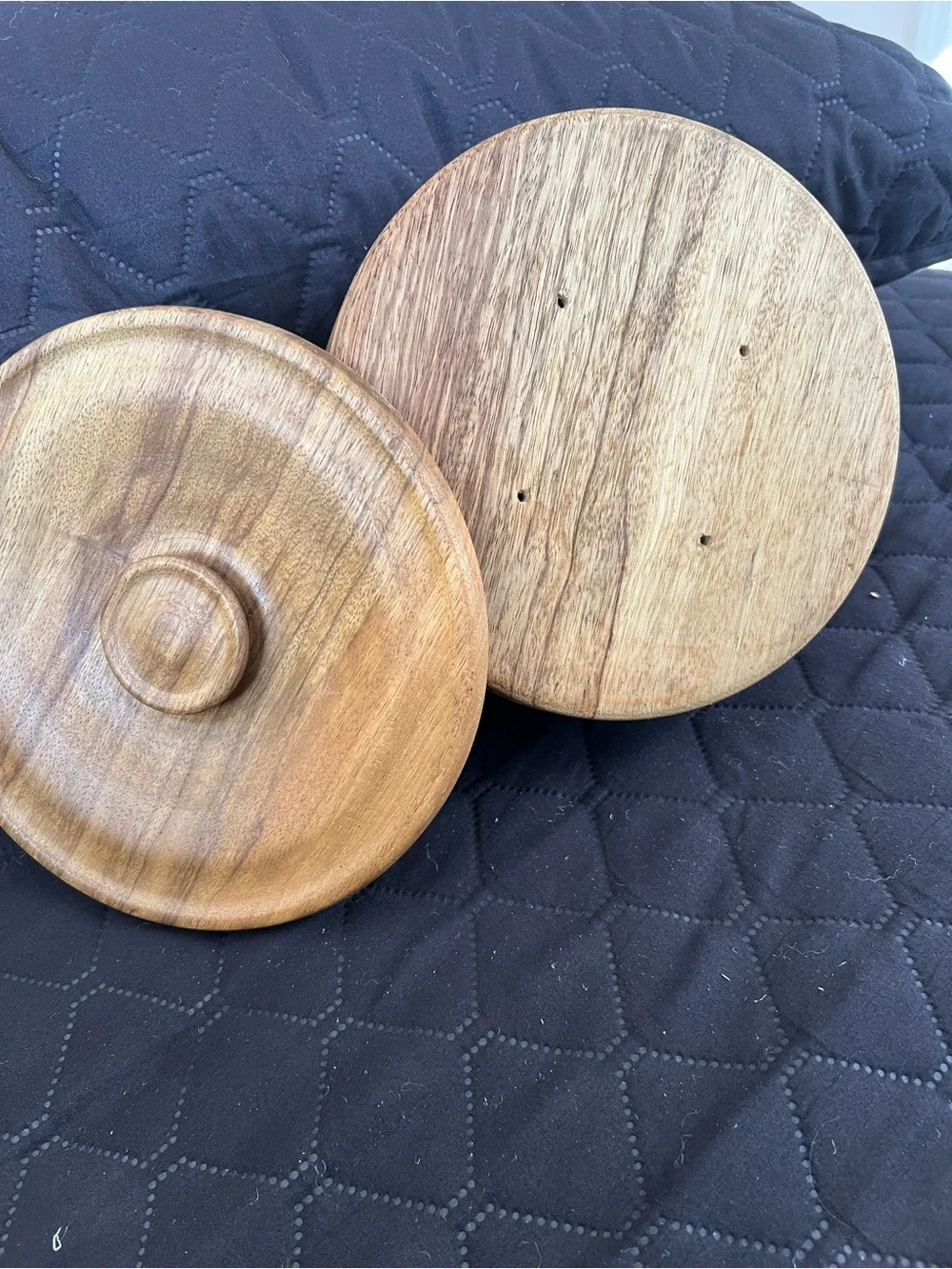 Vintage OliveWood Hand Crafted  Chapati/Tortilla Container with lid. Trinket box